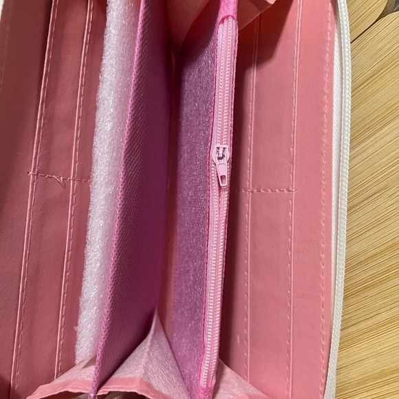 Hello kitty wallet Candy - Picture 2 of 2